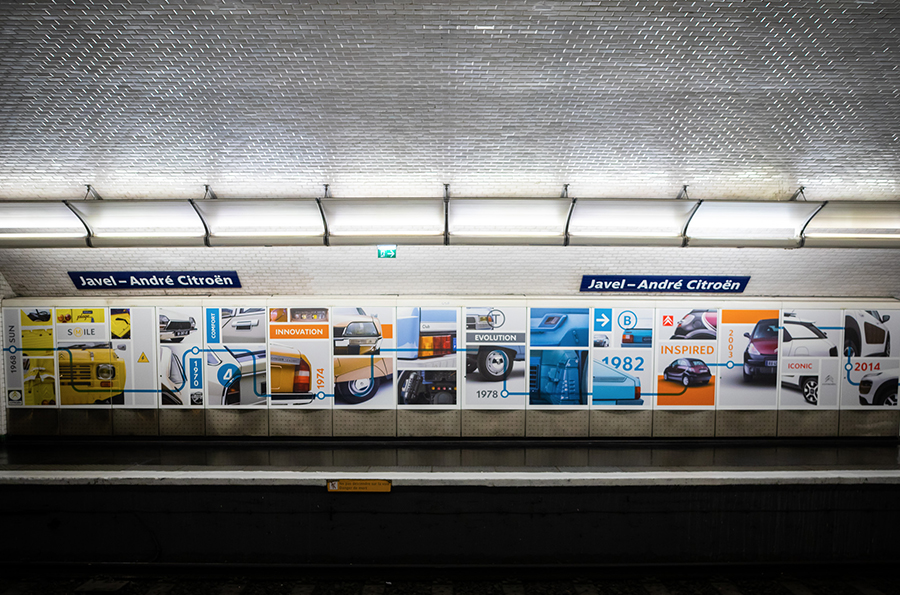 Curius signe l'aménagement de la station de métro Javel - André Citroën pour célébrer la collaboration entre la RATP et Citroën